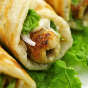 chicken cheese kabab roll